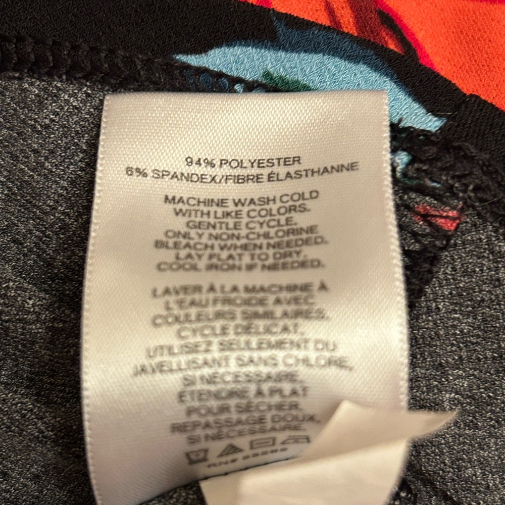 Express Preloved Pullover Top, Size Medium - image 5